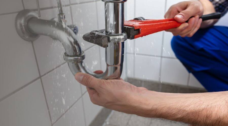 Pipe Leak Detection in Schneider, IN